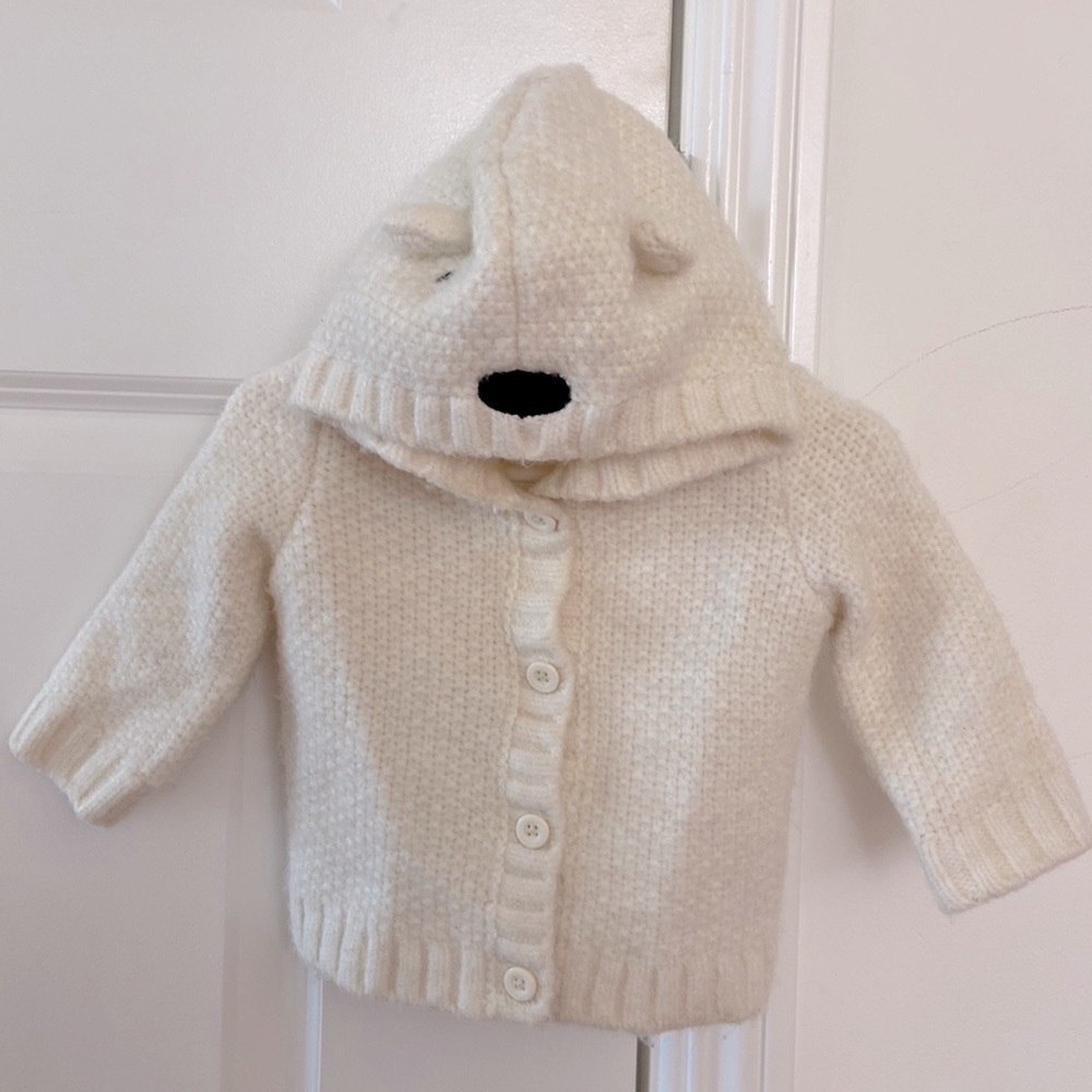 Gap infant bear knit sweater